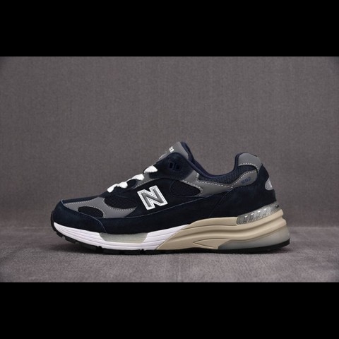 nb 992 스니커즈