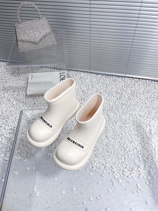 balenciag* 레인부츠