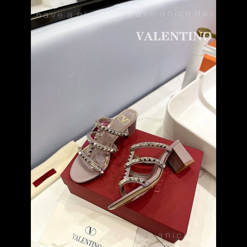 valenti*o 락스터드 슬리퍼 (굽 6cm)