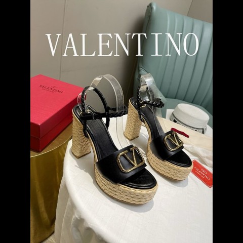 valenti*o 샌들