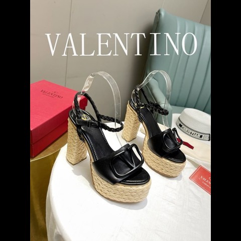 valenti*o 샌들