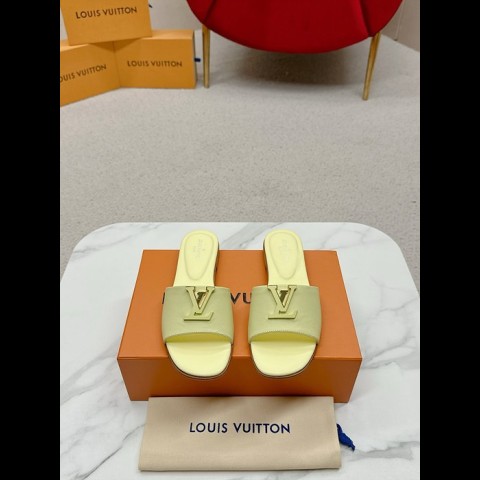 lv 슬리퍼