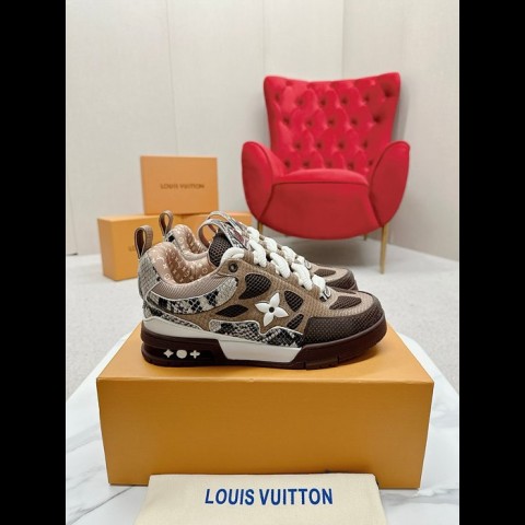 lv 스케이트 스니커즈