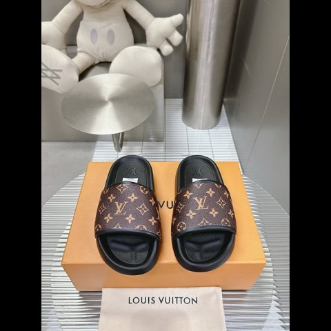 lv 슬리퍼