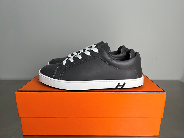 herm*s 키드 스니커즈