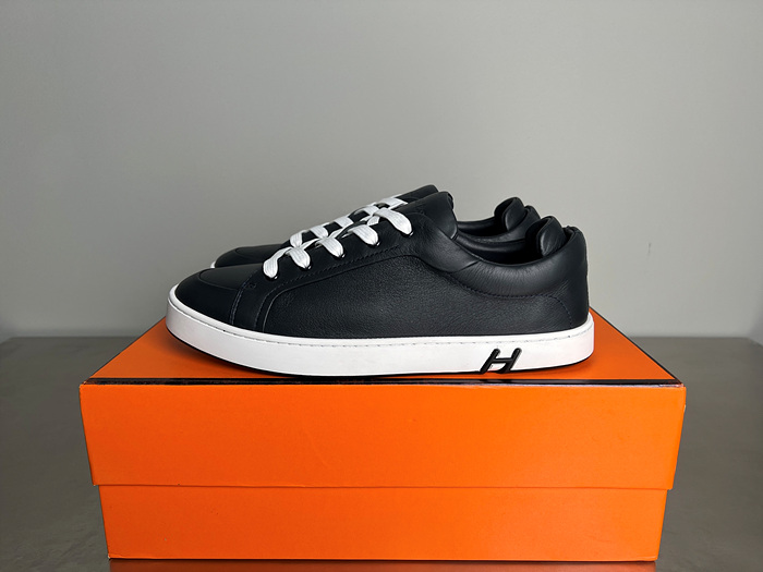 herm*s 키드 스니커즈