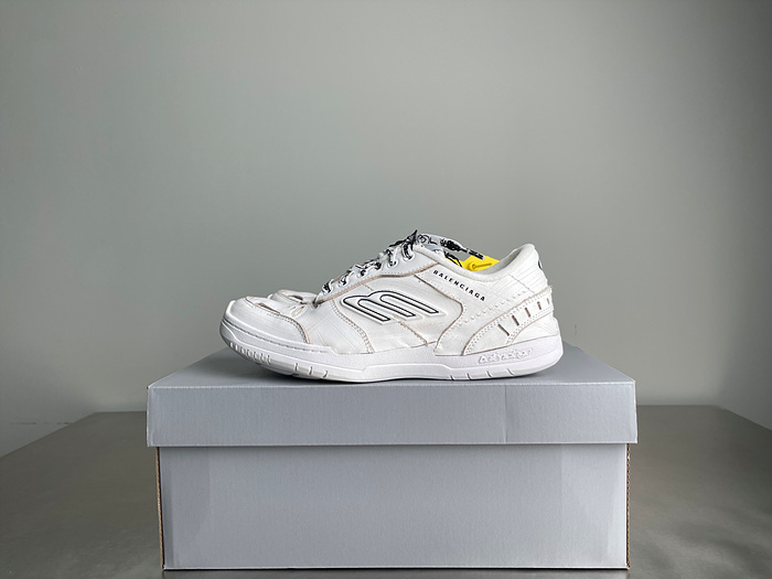 balenciag* 햄튼스 원- 아웃
