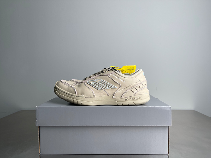 balenciag* 햄튼스 원- 아웃