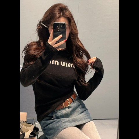 miu mi* 니트